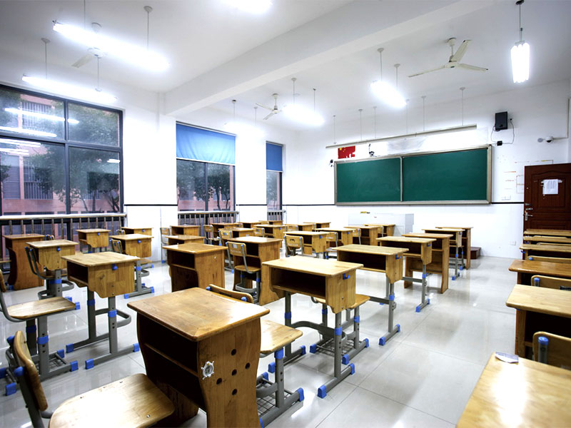 Intelligent lighting in school classrooms creates a comfortable learning environment